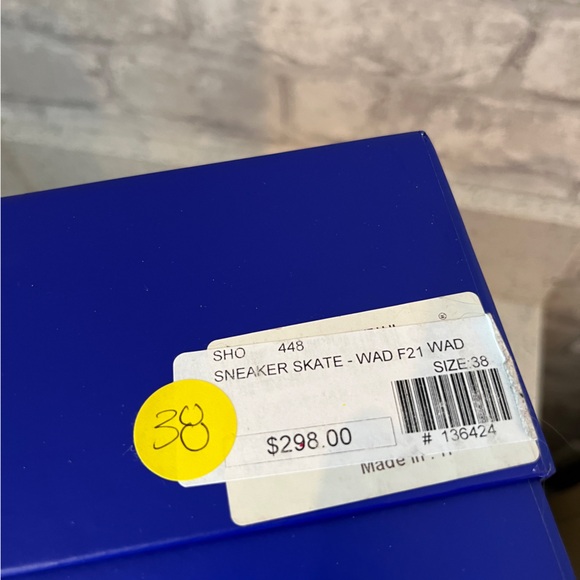 P448 Sneaker Skate High Top Fuzzy Sneakers - Picture 2 of 7